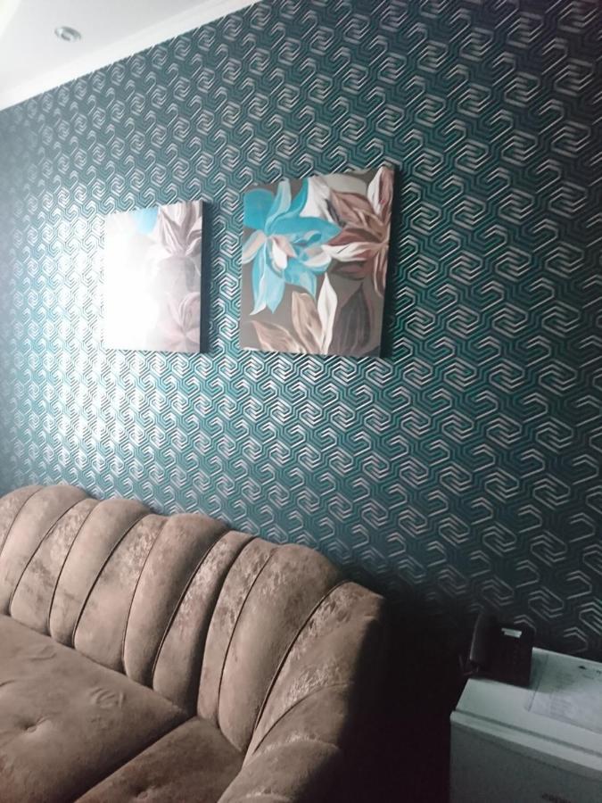 Mishel Plus Hotel Харков Екстериор снимка